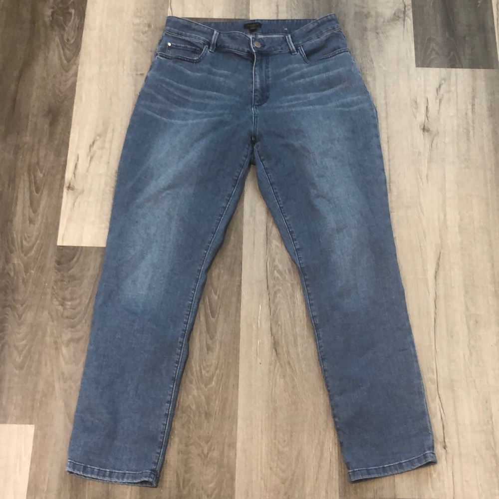 Ann Taylor straight leg Jeans